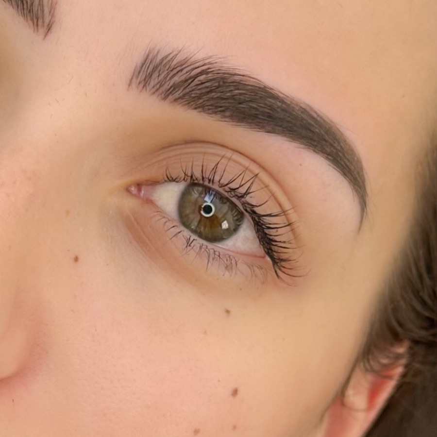 Brow shaping result
